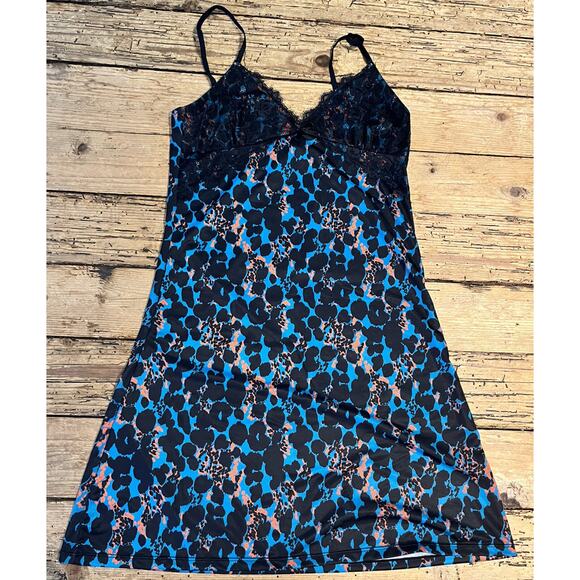 Body Touch Womens Size M Multicolor Nightgown NWOT - Picture 1 of 5